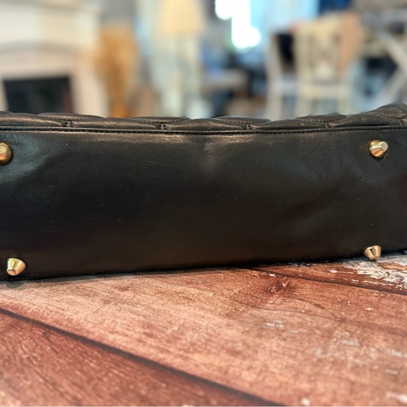 Badgley Mischka Super soft Black Quilted Shoulder Bag - Picture 12 of 13